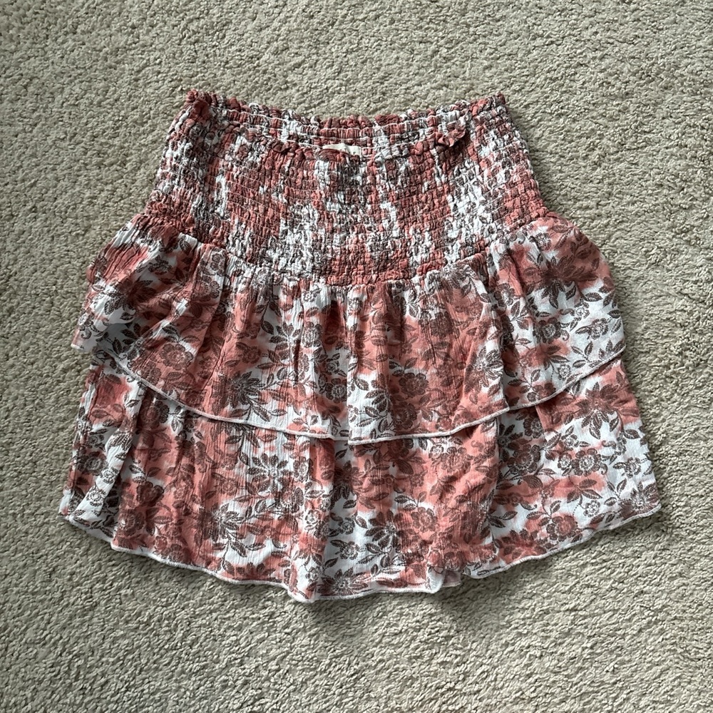 Aeropostale Floral Tiered Mini Skirt in Dusty Rose and White